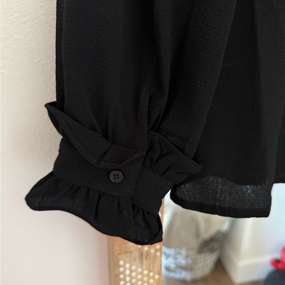 NEW Roolee Black Ruffle Detail top/blouse - Picture 6 of 6